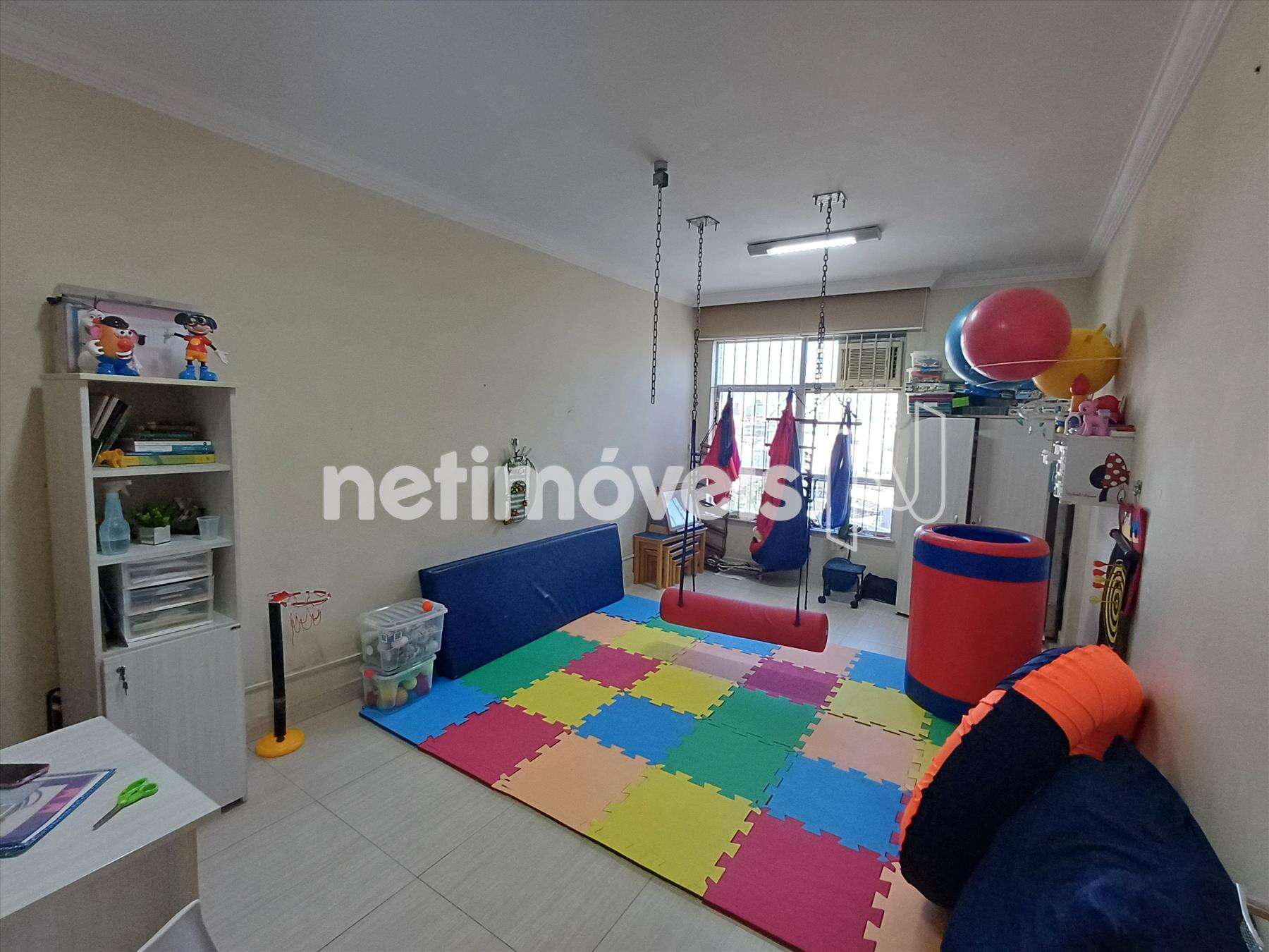 Sala 403 que tem a cozinha