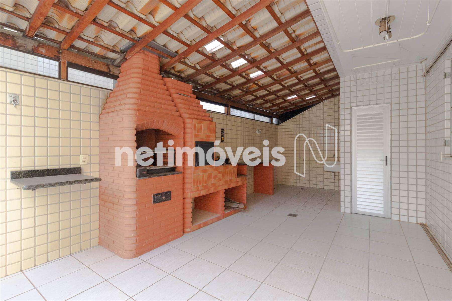 area-privativa-03-quartos-castelo