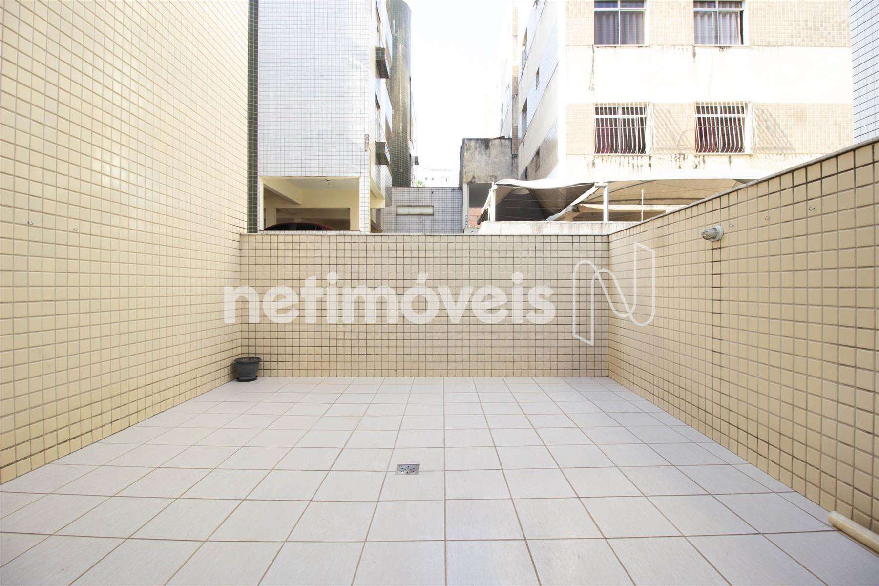 area-privativa-03-quartos-castelo