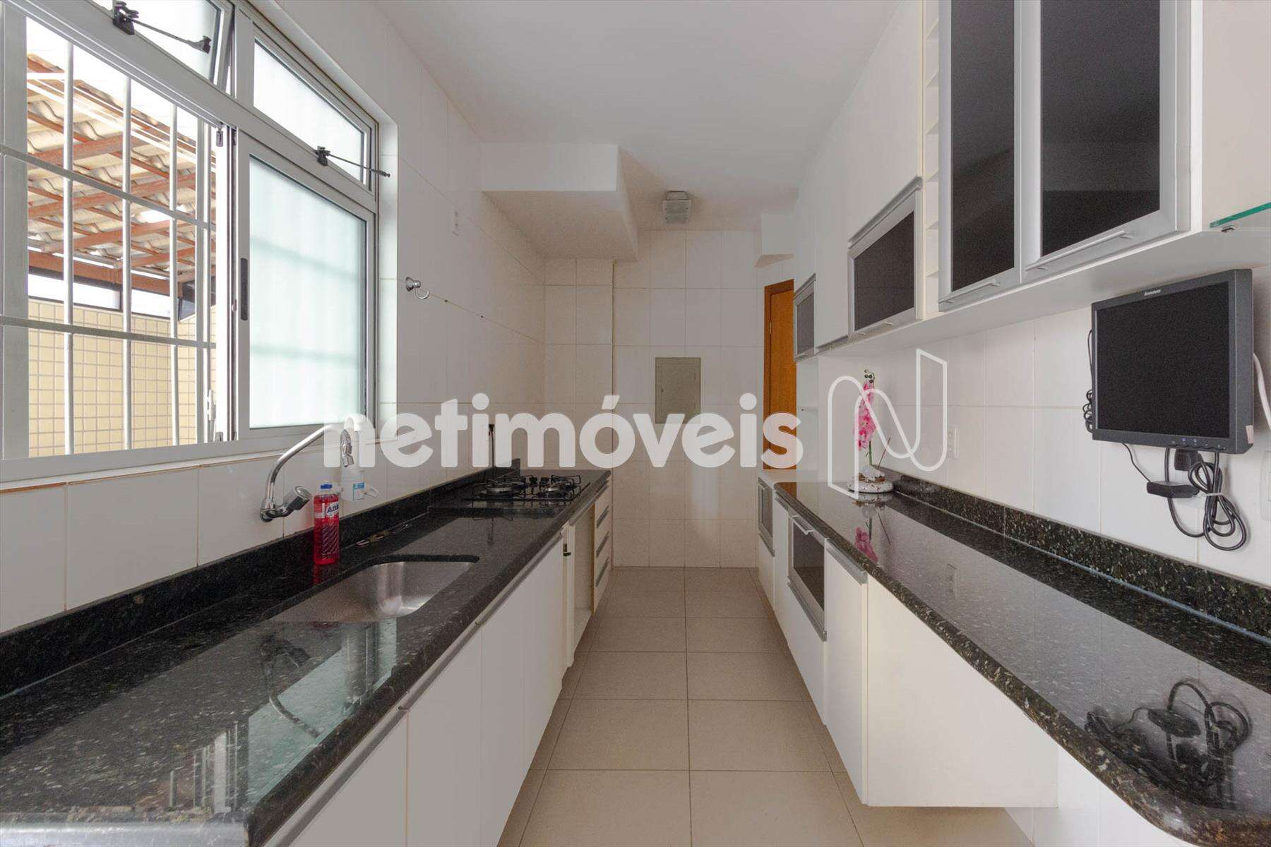 area-privativa-03-quartos-castelo