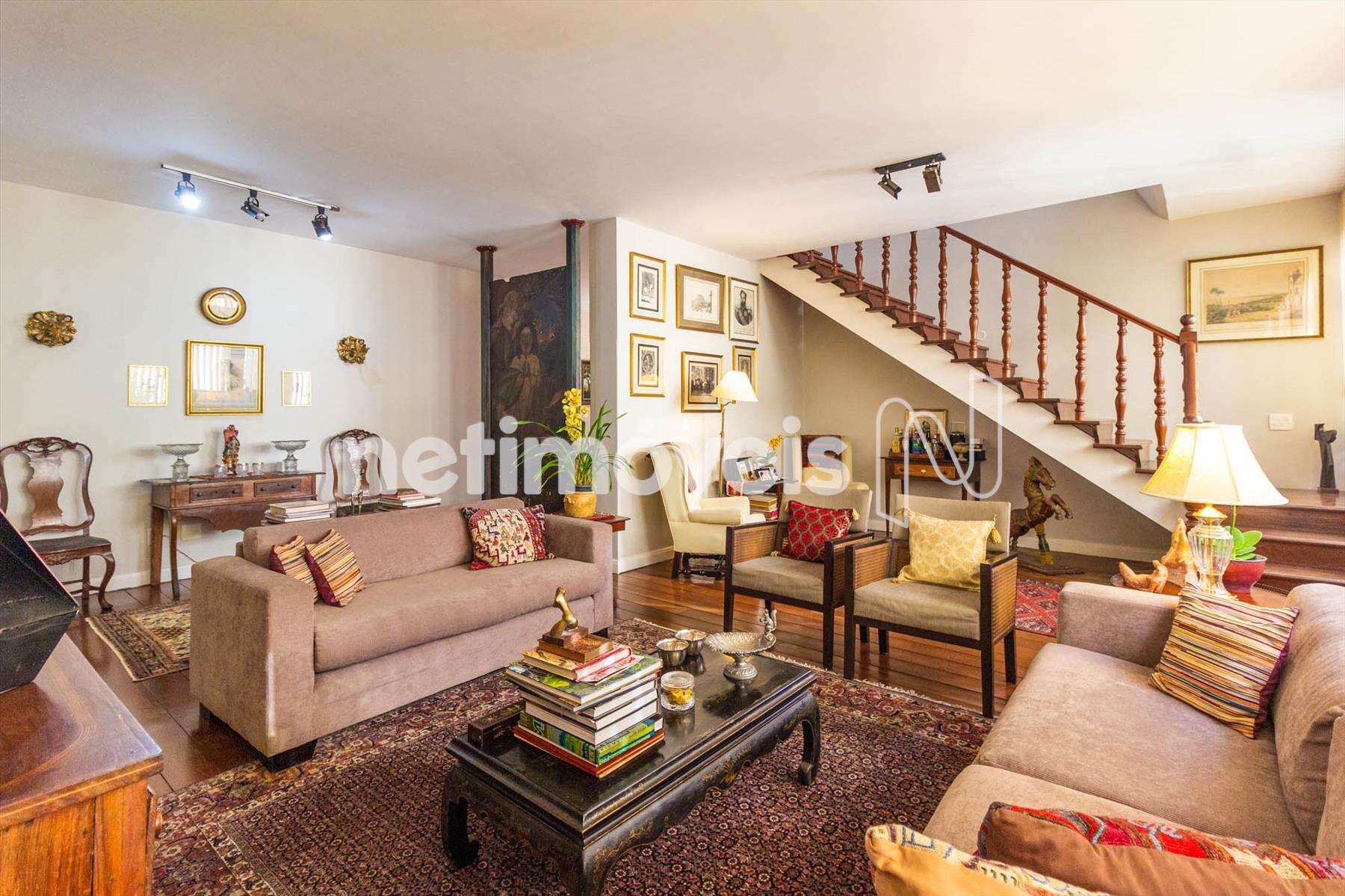 cobertura-04-quartos-lourdes-bh