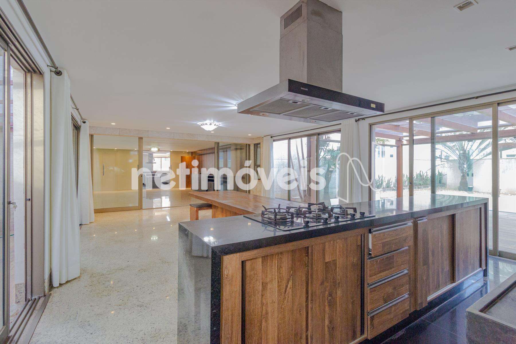 area-privativa-04-quartos-serra