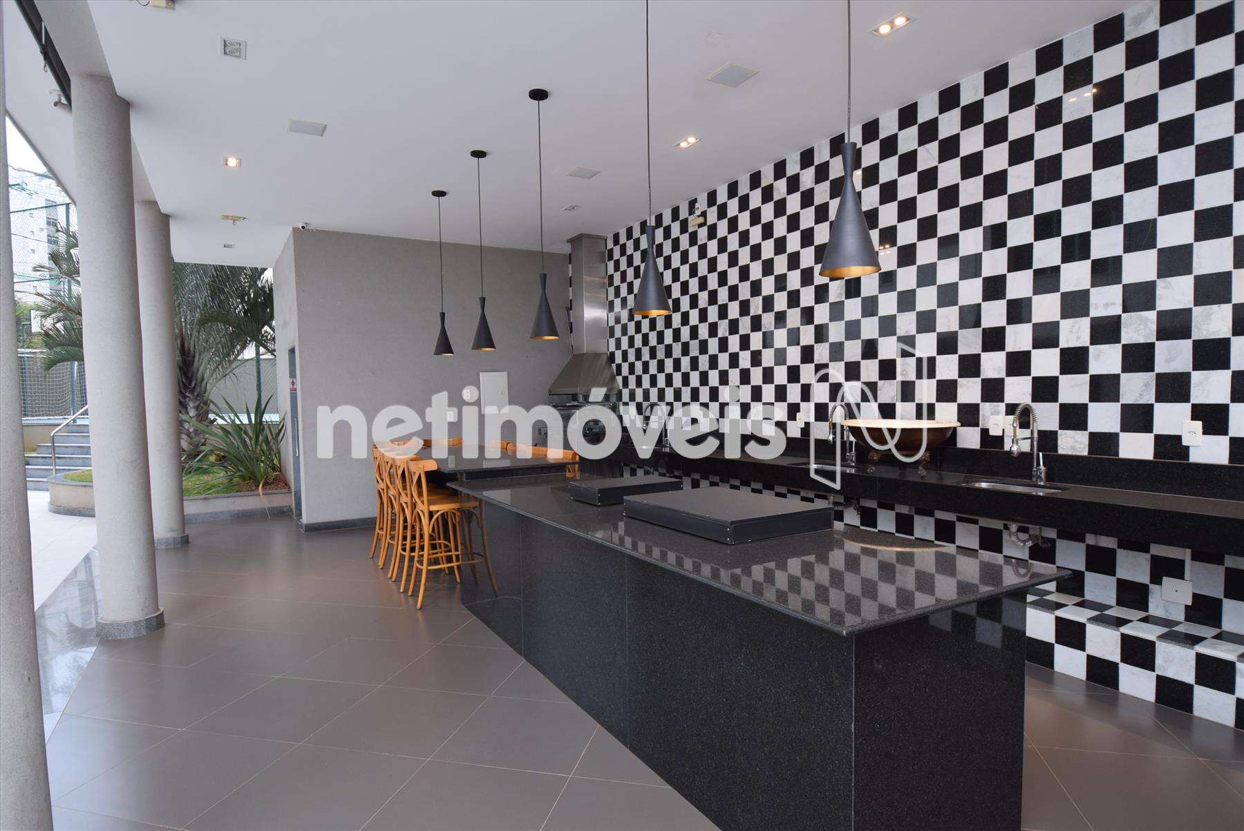 Espaço gourmet com churrasqueira 