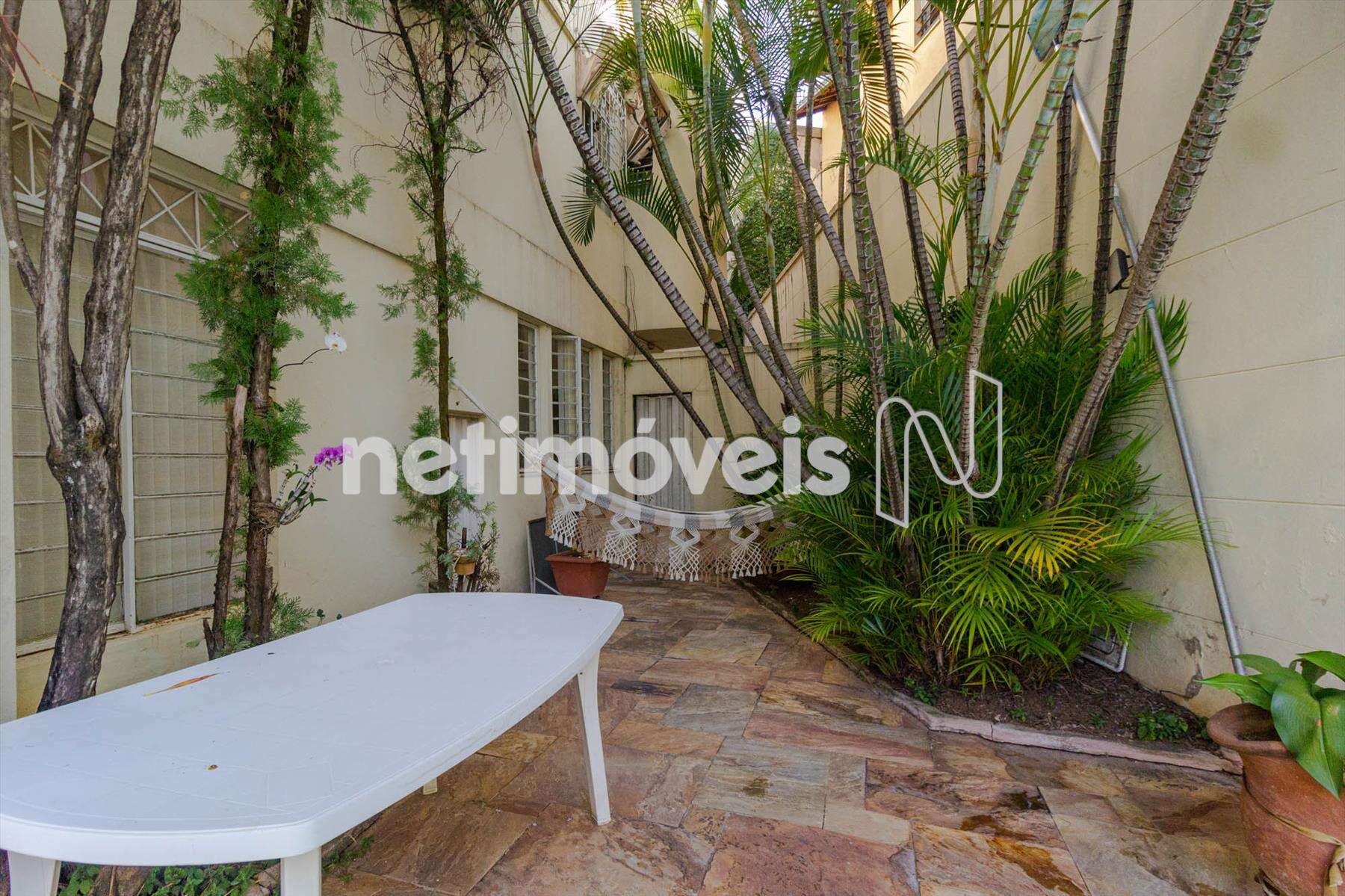 casa-09-quartos-santa-amélia-bh