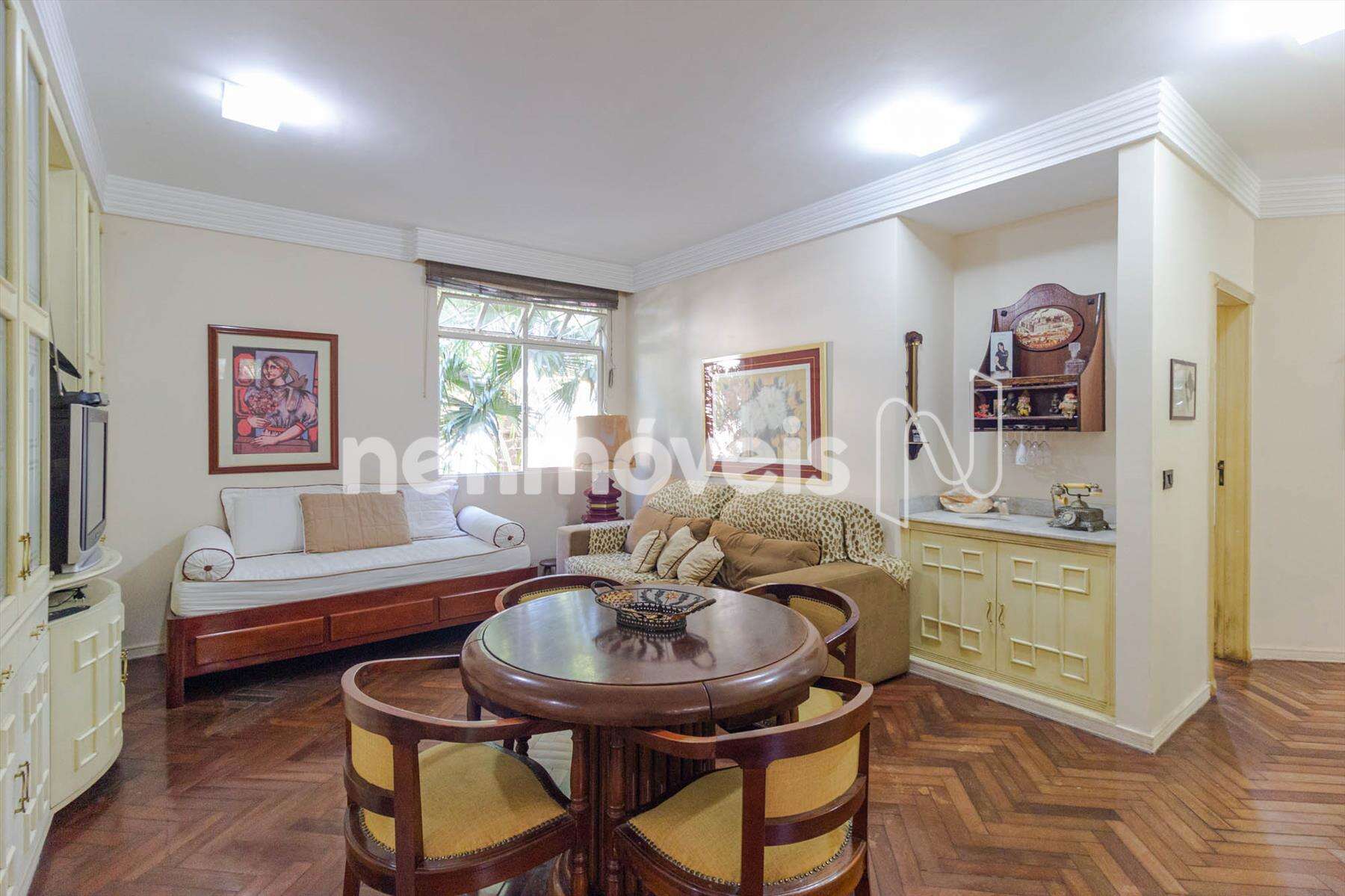 casa-09-quartos-santa-amélia-bh