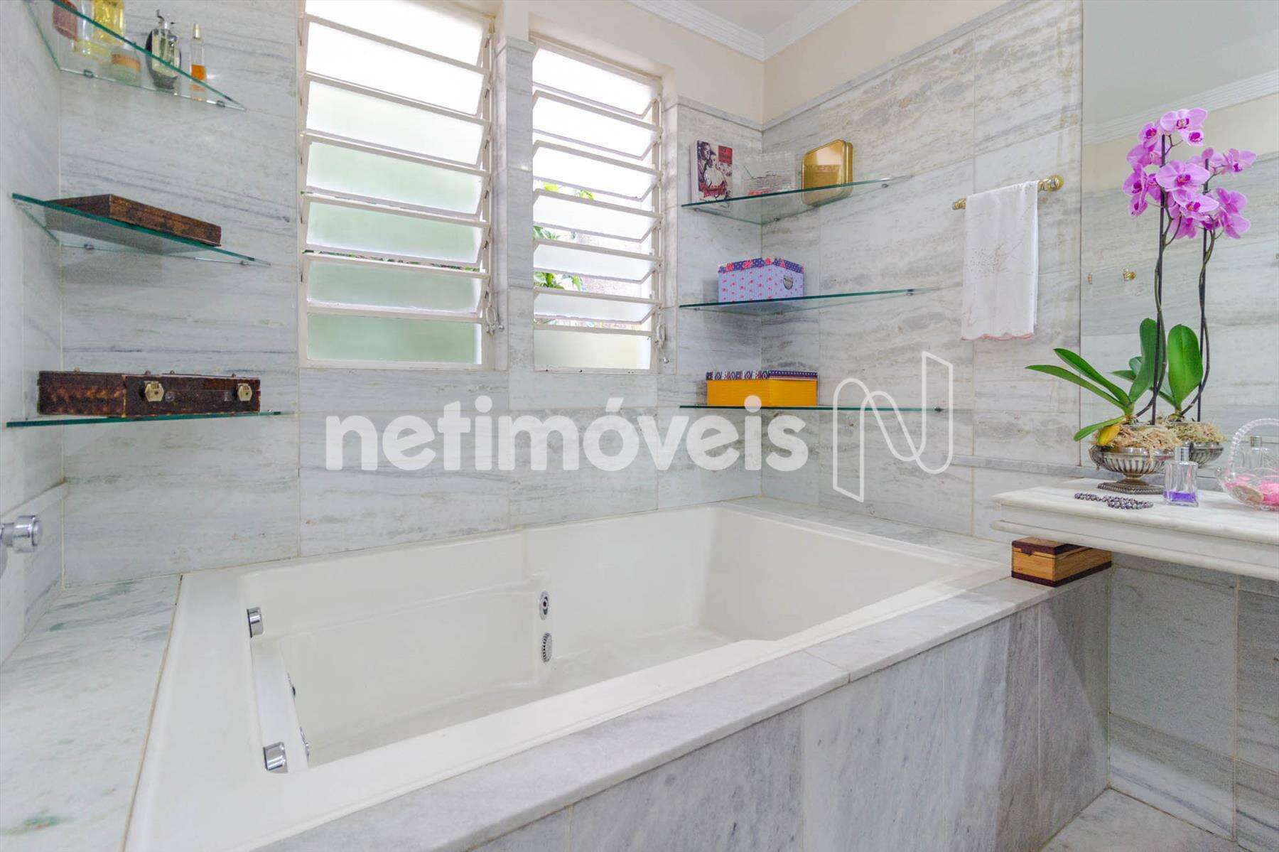 casa-09-quartos-santa-amélia-bh